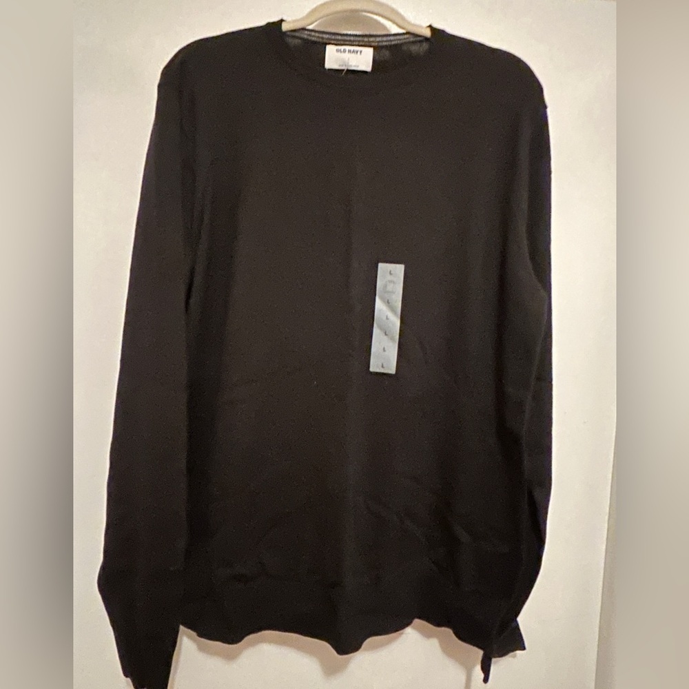 NWT Old Navy black sweater. Large